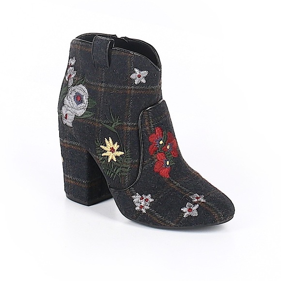 Indigo Rd. Women's Yarine Booties Stacked Pink Size 6.5 M